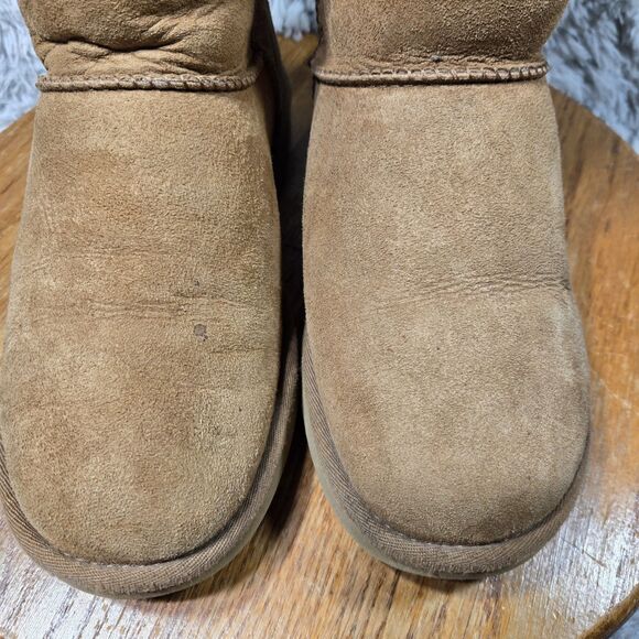 Ugg Australia Classic Short Women Size 7 Tan Sheepskin Winter Pull On Boots 5825 - Picture 9 of 12